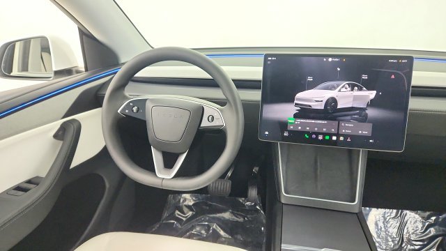 Used 2026 Tesla Model Y AWD image 48