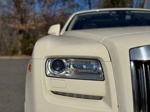 Used 2013 Rolls-Royce Ghost REAR THEATRE / MASSAGE SEATS / image 18
