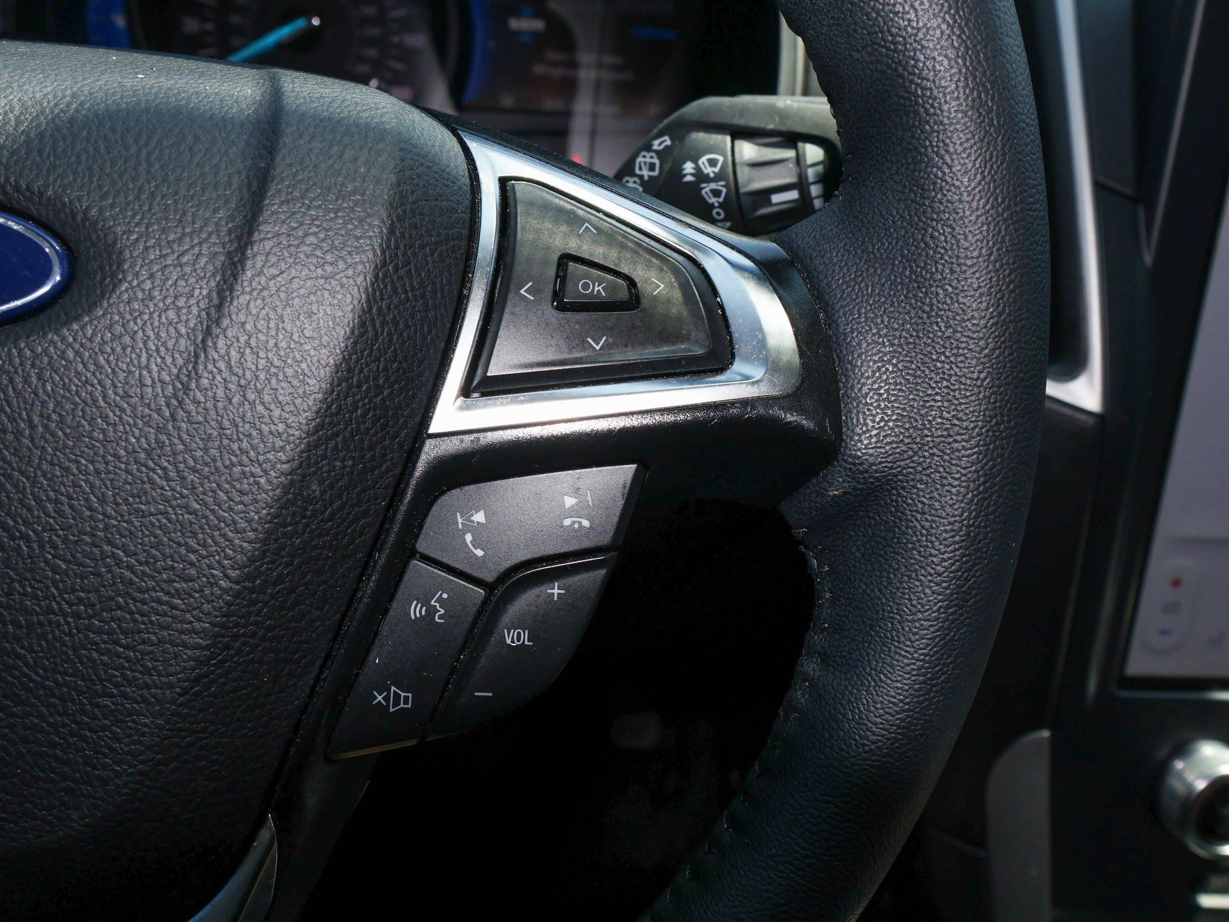 Used 2023 Ford Edge SEL w/ Convenience Package AWD/4WD image 29
