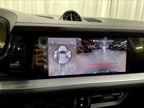 New 2026 Porsche Cayenne E-Hybrid AWD/4WD image 18
