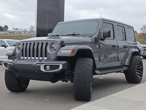 Used 2021 Jeep Wrangler Unlimited Sahara image 24