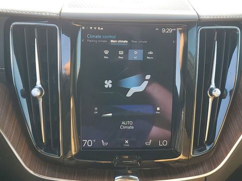 Used 2021 Volvo XC60 T5 Inscription w/ Protection Package Premier AWD/4WD image 19