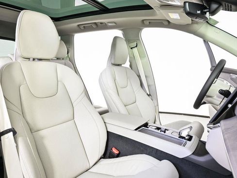 Used 2026 Volvo XC90 B6 Ultra w/ Protection Package AWD/4WD image 24
