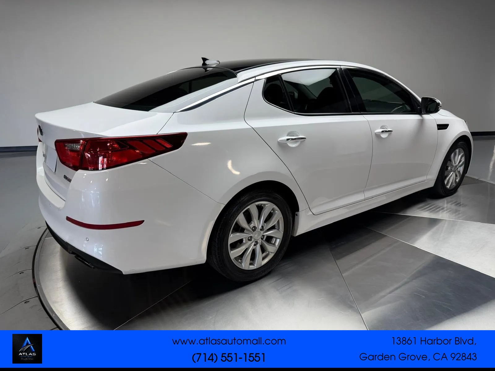 Used 2015 Kia Optima EX w/ EX Premium Package FWD image 2