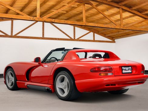 Used 1993 Dodge Viper RT/10 RWD image 3