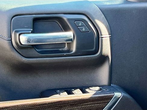 Used 2020 Chevrolet Silverado 1500 RST image 17