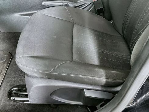 Used 2015 Ford Focus SE FWD image 29