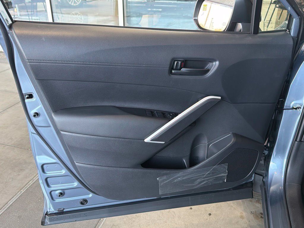 New 2026 Toyota Corolla Cross LE w/ Moonroof Package FWD image 15