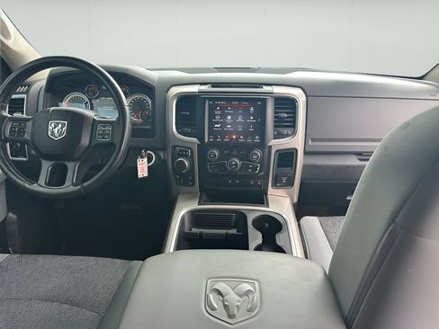 Used 2019 RAM 1500 Big Horn AWD/4WD image 18