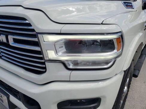 Used 2022 RAM 2500 Laramie AWD/4WD image 9