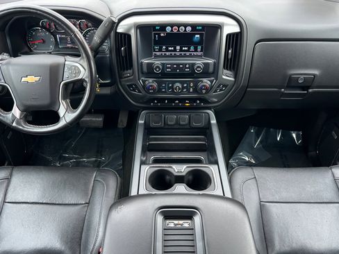 Used 2018 Chevrolet Silverado 1500 LTZ Z71 w/ LTZ Plus Package image 13
