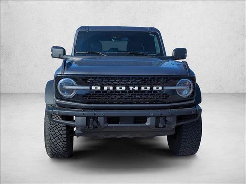 Used 2023 Ford Bronco Wildtrak image 2