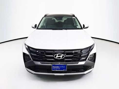 Certified 2025 Hyundai Tucson SEL AWD/4WD image 2