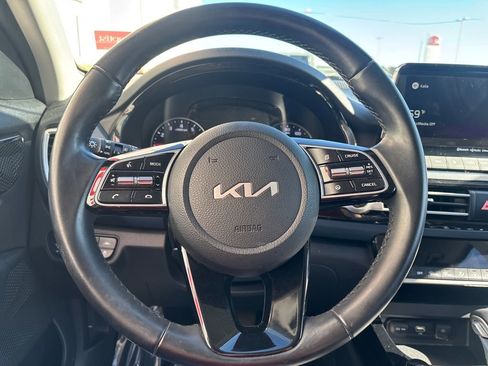 Used 2022 Kia Seltos S image 18
