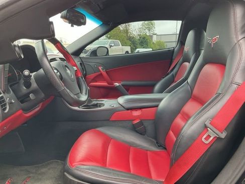 Used 2007 Chevrolet Corvette Coupe w/ Preferred Equipment Group RWD image 10