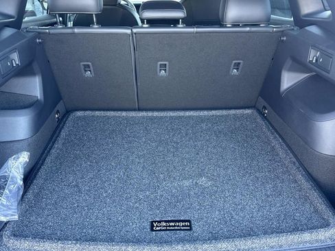 New 2026 Volkswagen Tiguan SE R-Line image 22