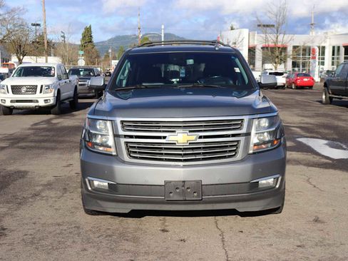 Used 2019 Chevrolet Tahoe Premier w/ Premier Plus Edition image 2