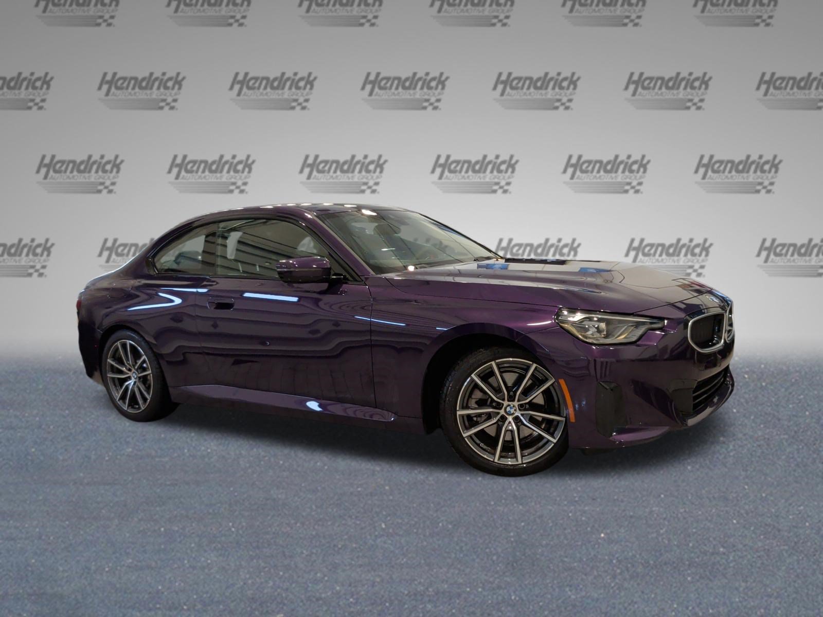 Certified 2025 BMW 230i Coupe RWD image 2