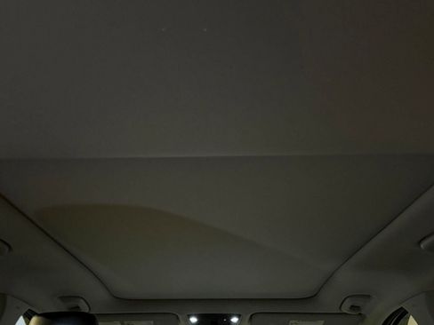 Used 2024 Kia Sportage SX image 14