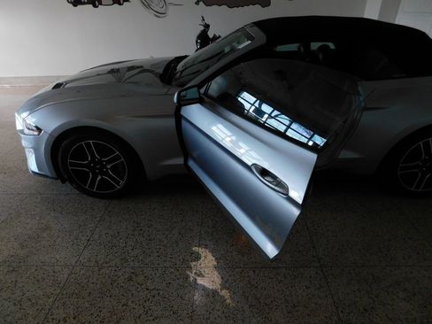 Used 2020 Ford Mustang Premium image 35