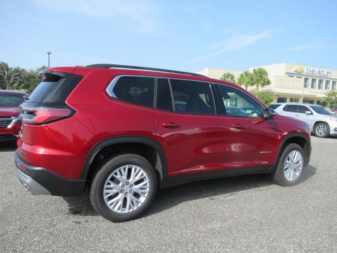 Used 2024 GMC Acadia Elevation w/ Luxury Package image 6