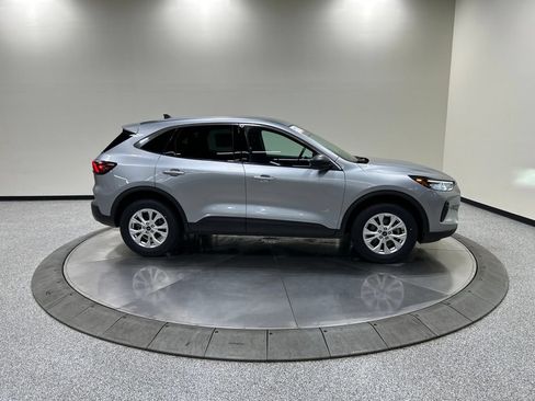 Certified 2024 Ford Escape Active w/ Tech Pack #1 AWD/4WD image 6