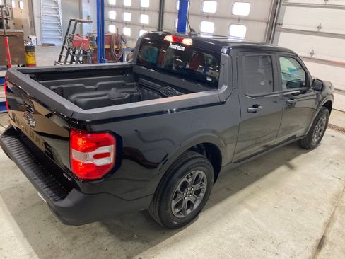 Used 2022 Ford Maverick XLT w/ Equipment Group 300A Standard image 11