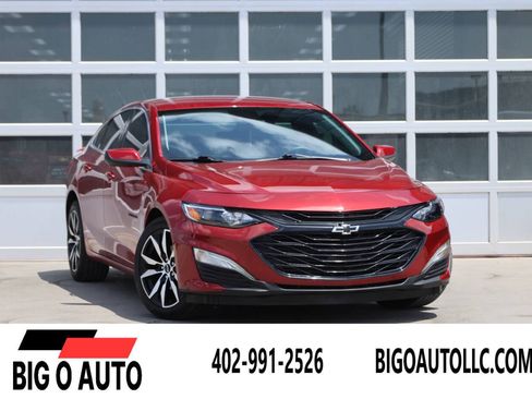 Used 2024 Chevrolet Malibu RS FWD image 1