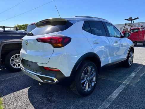 Used 2022 Buick Encore GX Essence w/ Advanced Technology Package AWD/4WD image 4