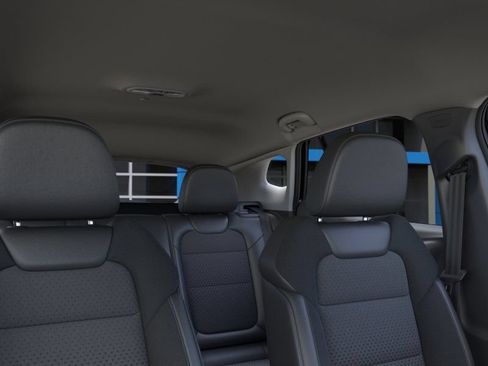 New 2026 Chevrolet Trax LT w/ Driver Confidence Package FWD image 24