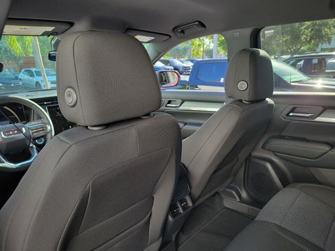 New 2027 GMC Terrain Elevation FWD image 13