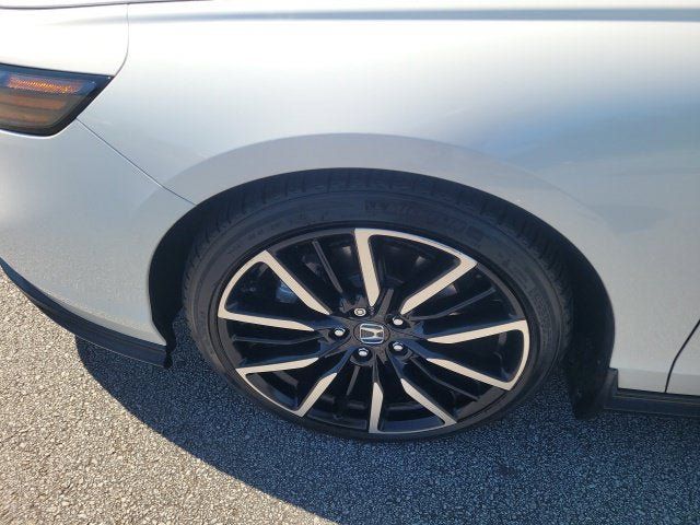 Used 2024 Honda Accord Touring image 18
