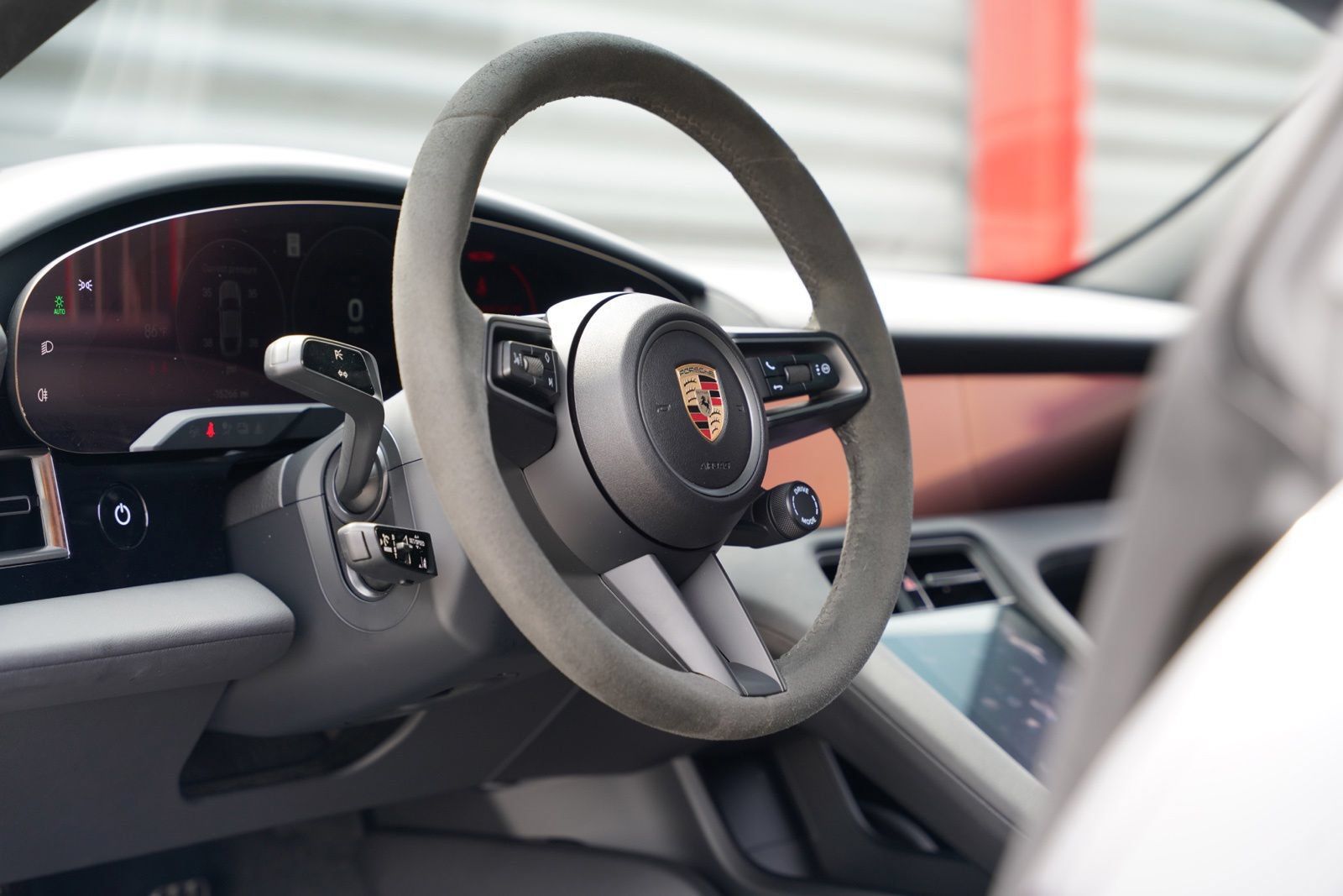 Used 2025 Porsche Taycan RWD image 14