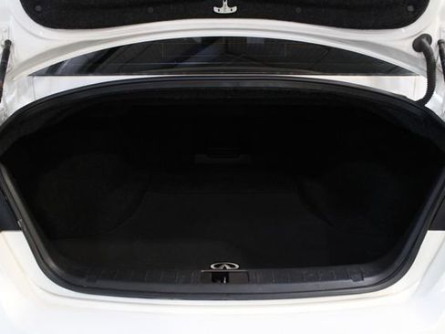 Used 2015 INFINITI Q70 3.7 RWD image 32