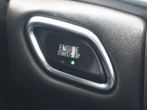 Used 2017 Buick LaCrosse Essence image 11