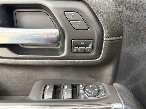 Used 2021 Chevrolet Silverado 2500 LTZ w/ LTZ Plus Package image 16