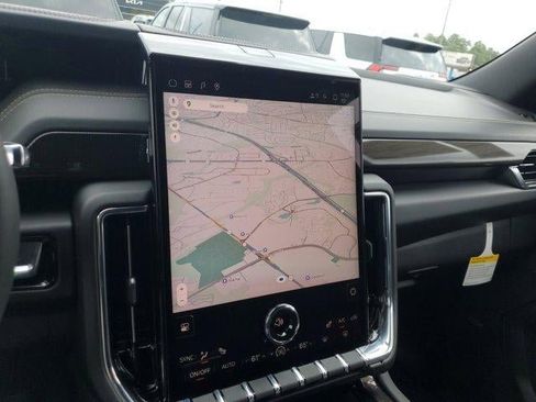 New 2026 GMC Yukon XL Elevation image 24