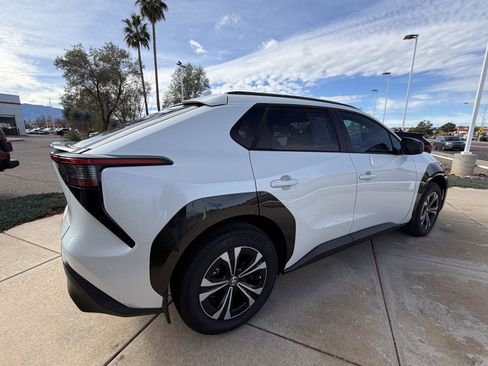 Used 2024 Toyota bZ4X XLE image 5