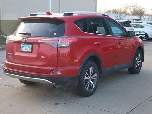 Used 2016 Toyota RAV4 XLE image 6