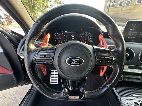 Used 2019 Kia Stinger GT2 AWD/4WD image 14
