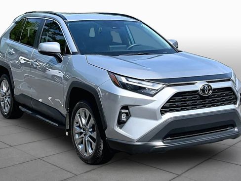 Used 2024 Toyota RAV4 XLE Premium FWD image 3