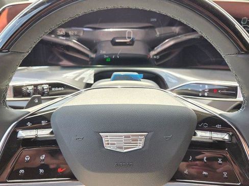 New 2026 Cadillac Vistiq Sport AWD/4WD image 14