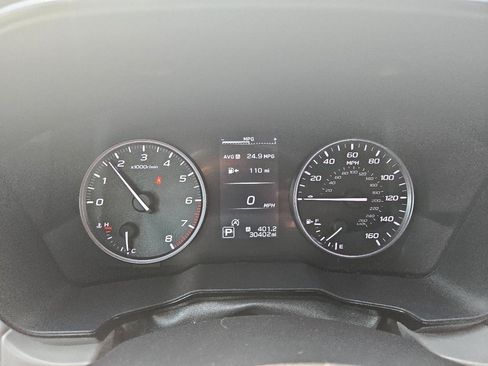Used 2025 Subaru Outback Premium AWD/4WD image 17