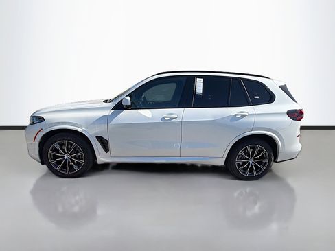 Used 2026 BMW X5 sDrive40i image 6