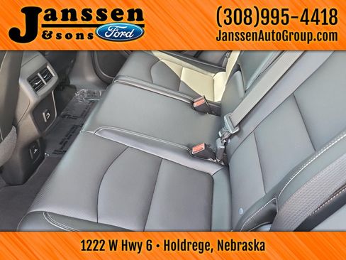Used 2023 GMC Terrain SLT AWD/4WD image 14