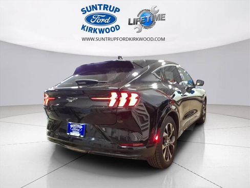 Used 2021 Ford Mustang Mach-E Premium image 3