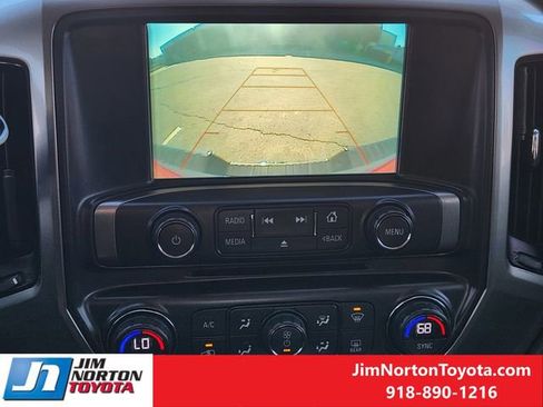 Used 2018 Chevrolet Silverado 1500 LT w/ Texas Edition image 20