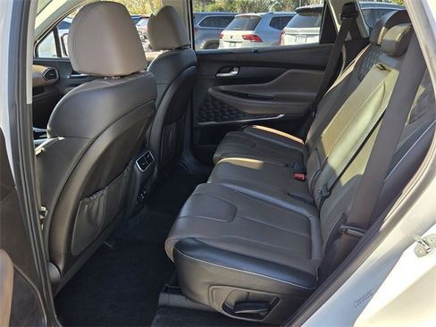 Used 2023 Hyundai Santa Fe Limited image 13