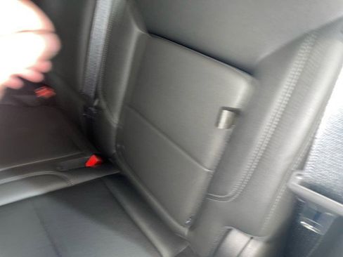 Used 2022 Chevrolet Silverado 1500 LT Trail Boss w/ Convenience Package II image 15