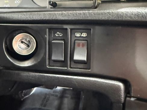 Used 1987 Volvo 760 GLE RWD image 52